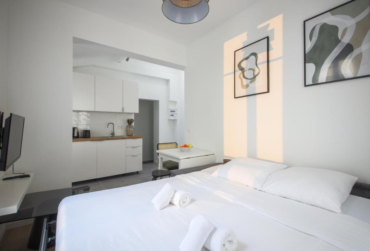 Apartment 5#studio 2pers#paris 15#commerce#ac *